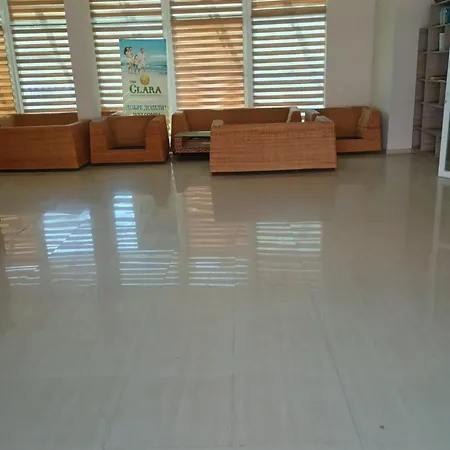за гости в комплекс клара Apartmán